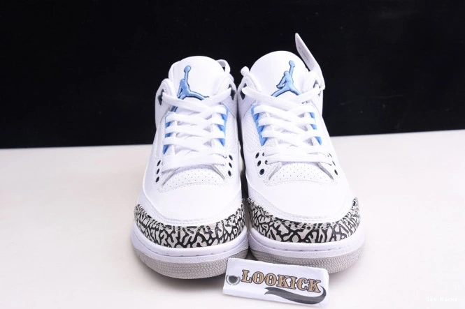 1st Kicks Jordan AllSeason 3 CT8532- 968 Air UNC 1104